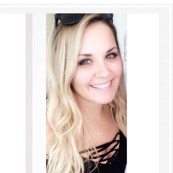 Meet your Posher, Brittany - Picture 3 of 3